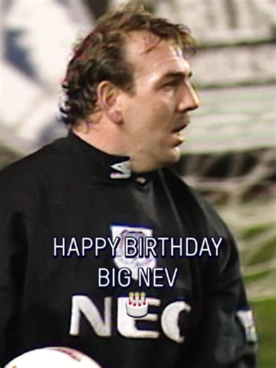 Neville Southall: 343 clean sheets in 751 games for Everton