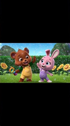 johnny and daisy love bubbles!!