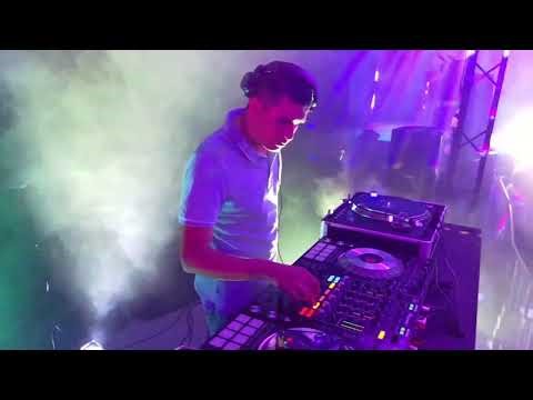 DJ ALEX RODRIGUEZ EN EL CENTRO FUTURAMA EL DIA 22 MARZO 26