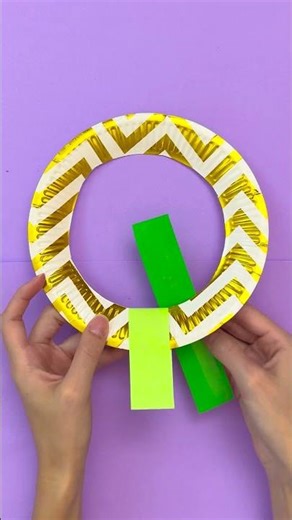 🎄 Easy CHRISTMAS WREATH from PAPER! #shorts #kids