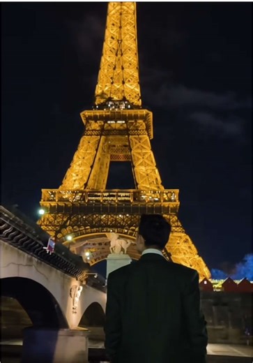 Exploring Paris with Win William: A Tour of the Eiffel Tower