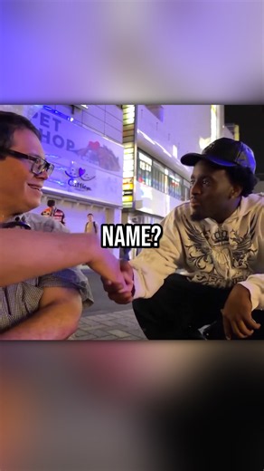 Kai Cenat Randomly Meets Streamer CashMeow Off Stream In Japan! ❤️