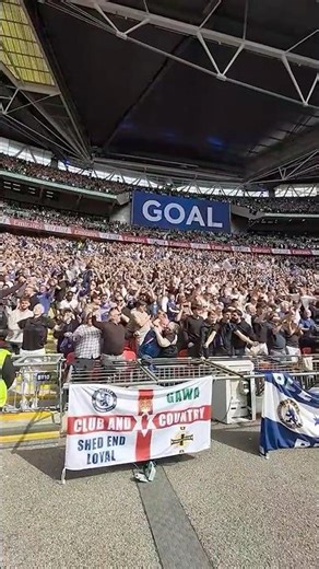 The @chelseafc fans' reaction to Enzo Fernández's opener 🤳