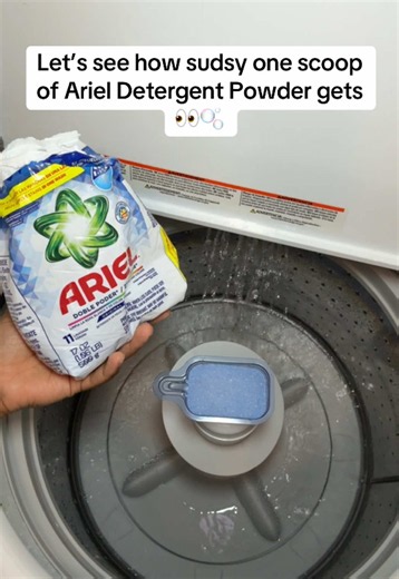 Let’s see how sudsy one scoop of Ariel Detergent Powder gets 👀🫧 Follow me for more laundry content ✨ #laundry #laundrydetergent #cleantok #viralvideo #fypシ