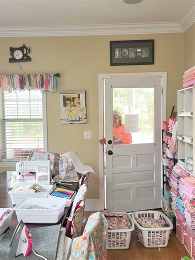 Beginner Sewing Tips from Your Favorite Teacher