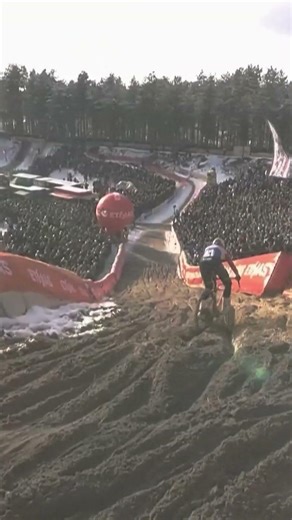 Zonhoven is always a challenge for the riders, and they never back down from it! 🔥👊 #CXWorldCup