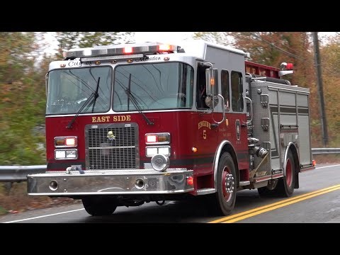Meriden Fire Department Engine 5 Responding