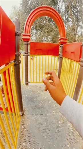 Bela ciao play ground parkour chasing POV #ytshorts #freerunning