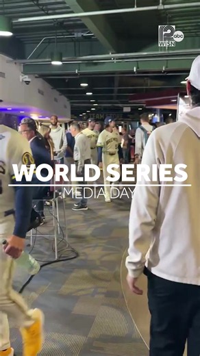 Media Days walk in Milwaukee before World Series