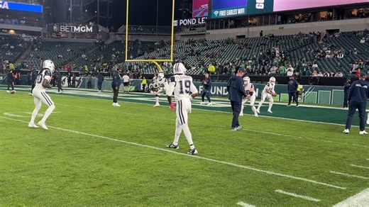 Patrik [No C] Walker on X: "Camden Brown all set for his NFL debut for the #Cowboys on MNF vs. Eagles." / X