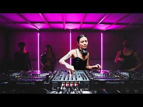 JakoJako | Techno DJ Set | SECTION. | December 2025