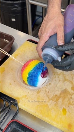 Smart Business Idea! Cute Rainbow Ice Balls From Malaysia