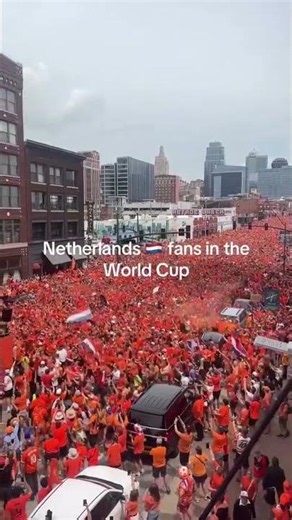The Dutch Take Over Texas! 🇳🇱 Incredible Netherlands Fan March & Famous Dance