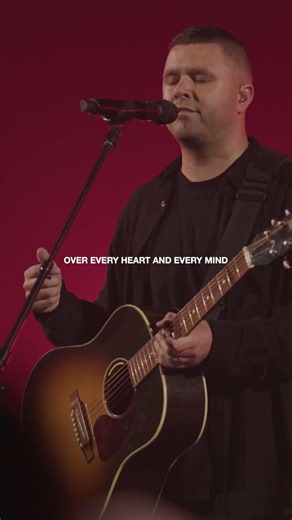Take a moment to worship & allow the peace of God to cover your heart & mind today! #Worship #Peace