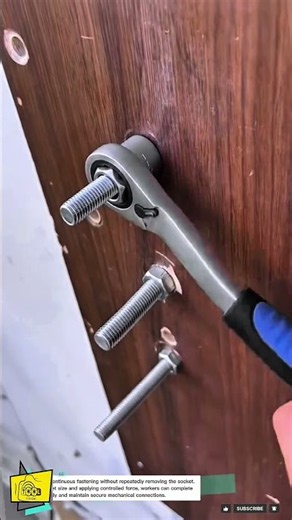 Ratchet Socket Wrench Tool for Fast Threaded Bolt Tightening