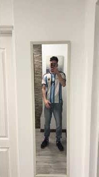 El sábado se sube la nueva canción de la selección argentina dedicada a Messi y otamendi! 🇦🇷