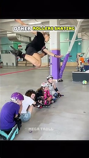 Normal skills vs king of Rollers Skating 😱