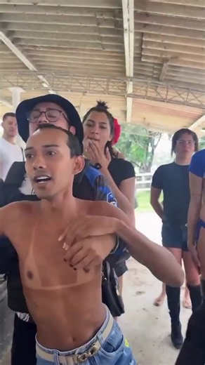 Americas gay man forced to sex act with girl by fake cops 'screams like goat' is top X vid rn https://t.co/K4VY5cpYa2