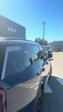 PEACH McINTYRE 🍑 SHOWS HER HUSBAND THAT 2027 KIA TELLURIDR IS SMALLER THAN 2027 KIA CARNIVAL
