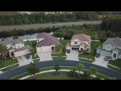 Mortgage rates dip below 6%