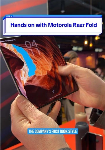 Motorola is finally in the book-style foldable game 🫢 here's your first hands-on look at the Motorola Razr Fold with its 8.1-inch internal and 6.6-inch external displays. This foldable phone is arriving with big screens, but will it come with a big price 🤔 Motorola isn't sharing details yet, but the band is known for undercutting the competition. In other words, the Galaxy Z Fold 7 might need to be a little worried! #m#motorolarazrfoldr#razrfoldf#foldablephonest#tomsguidetocesc#ces2026