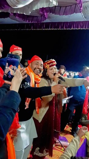 Satta Hoshiarpur Wala on Instagram: "ਸਾਹਤਲਾਈਆਂ ਵਿੱਚ ਰੌਣਕਾਂ#shidjogibababalaknath #trindingreels #jaibabedi #deotsidh #jaibababalaknath"