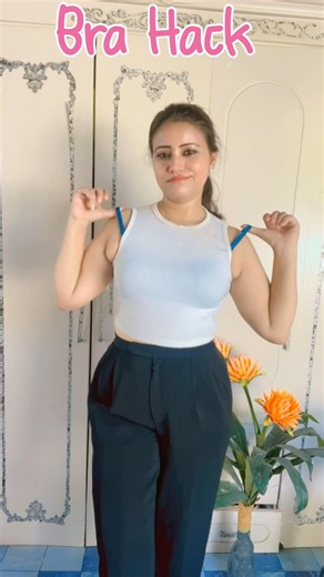 Bra hack #trending #viral #hack #youtubeshorts #ytshorts #yt