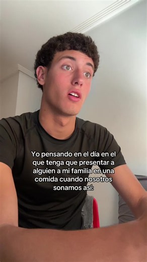 En verdad es lo mejor ehh | during a family dinner