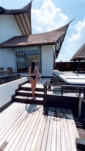 Close your eyes and imagine yourself in this paradise🔆 #maldives #travel