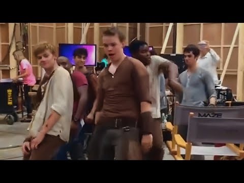 The Maze Runner Cast Dancing Wobble 