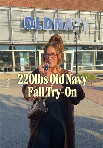 Old Navy Cozy Fall Outfits for Midsize & Plus Size