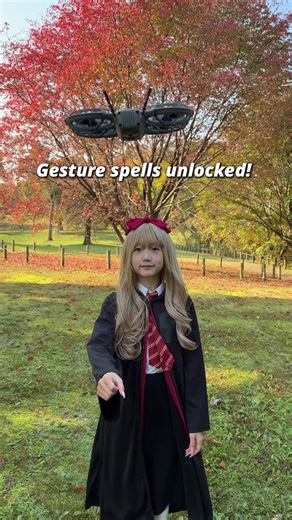Not a wizard, but still want some magic?🧙‍♂️ DJI Neo 2 recognizes multiple hand gestures and turns simple movements into flight commands. Follow shots, smooth orbits, and seamless motion tracking all happen without a controller.🪄 Every muggle deserves a little magic.✨ 🎥: mu-chan0917 #DJI #DJINeo2 #dronelife #wizard #FYP
