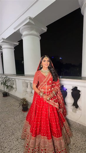 komal Arora 🧿 | Bridal Makeup Artist on Instagram: "My Regal Bride straight from japan @takeiteasy_urvashie 💕 Makeup @makeupbykomalarora For makeup related queries Dm or Call on 8800432159. #makeup #bridalmakeup #viral #trending #makeuptutorial #dewymakeup #outstationwedding"