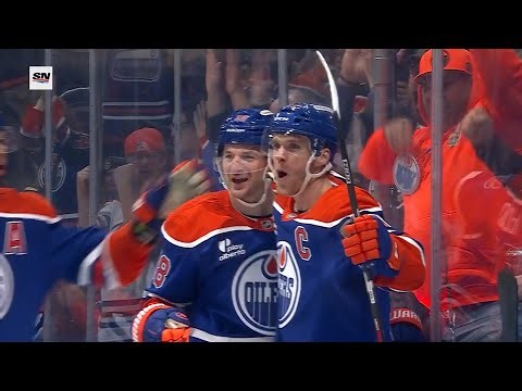 Connor McDavid with ANOTHER jaw-dropper!