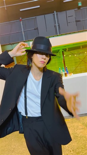 【#戸塚祥太】 ‘三茶のシスター’ ソロダンス🕺 10th AL『The Way of L.O.V-E』OUT NOW🥃 #ABCZ_三茶のシスター #ABCZ_10thAL #ABCZ