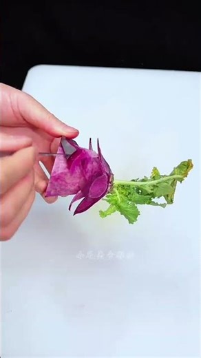 Radish carving can be so beautiful! #PlateDecoration #LikeIncentiveProgram#fruitvegetablestyling#