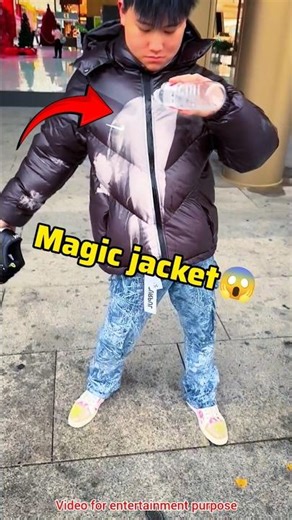 This Jacket Changes Color When Water Touches It 😱