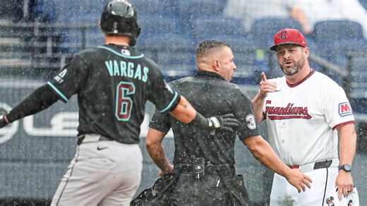 Benches clear in the 6th inning of the D-backs-Guardians game in Cleveland