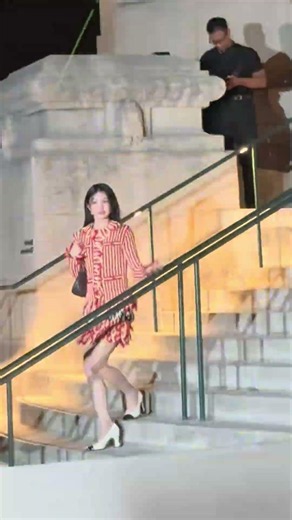 261005 [4K] ILLIT WONHEE 'Leaving Chanel S/S 2027 Show' Focus @ Grand Palais, Paris