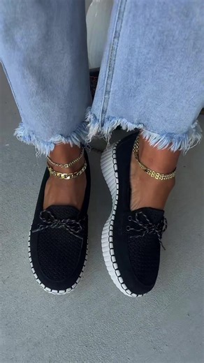 Skechers Knit & Suede Boat Shoes for Fall 🍂🤎 #Skechers #SkechersBoatShoes #SuedeBoatShoes #FallShoes #WomensShoes
