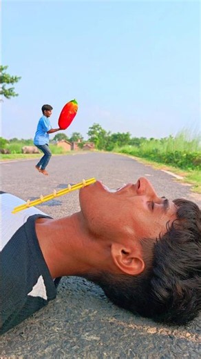 GIANT CHILLI 🌶️😱 | Creative Photography & Videography Trick 📸 #shorts