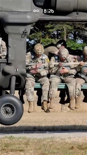 심한 소음속에서 공중강하를 지시하는 신호