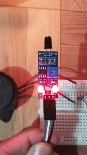 Fire Sensor ensor with Buzzer 🚨🔥| simple diy project #diy#shorts#viral