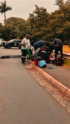 Execution-Style Ambush: SAPS Crime Intelligence Officers Shot in Cornubia 1 Dead, 1 Critical #viral