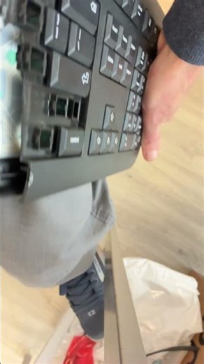 Breaking keyboard - When "Control + Alt + Delete" doesn't work fast enough... ⌨️💥