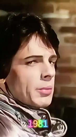 A classic from 1981 🎸 Rick Springfield sings of the pain of unrequited love: The girl who wants Jessie can only watch from the sidelines 😎💔 A song, a chapter of youth, a touch of heartache 💫#RickSpringfield #JessiesGirl #ClassicRock #PopRock #1981Hits