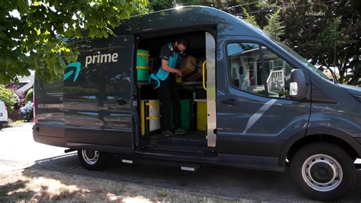 Amazon is opening the supply-chain network that has powered its operations for decades to other businesses, pitting it directly against logistics heavyweights such as UPS and FedEx https://t.co/jTU7LVnKOa