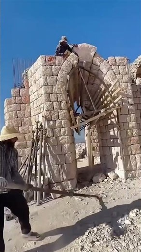 Mold removing process for the stone arch