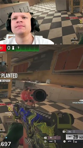 Defusing the Bomb: Clutch or Fail? Intense CS:GO Defusal! #shorts