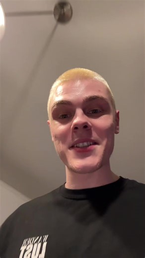 My wife is too cool frrrr #apk #music #xmasgift